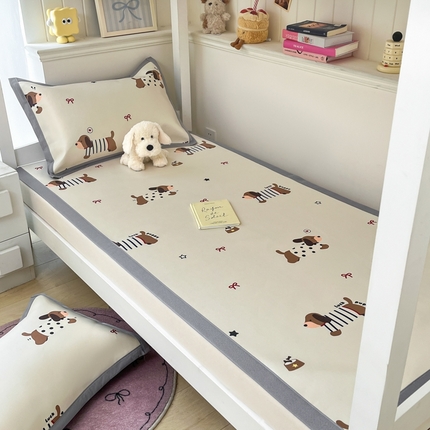 川悦生活2025新款600D立体宽边印花冰丝席学生床 旺仔生活