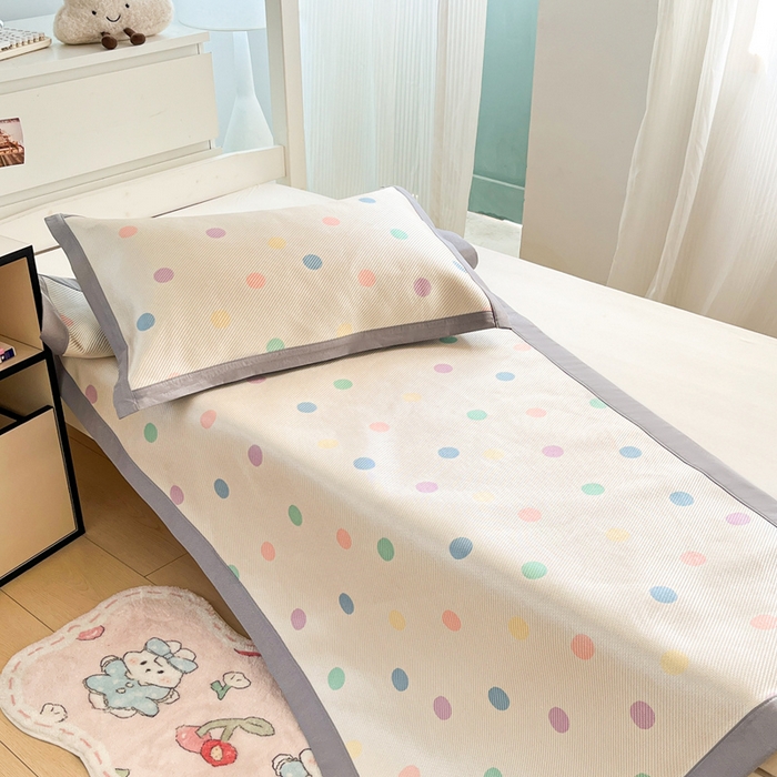 91家纺网 家纺一手货源 找家纺 川悦生活2025新款小清新冰藤席学生款 彩物语