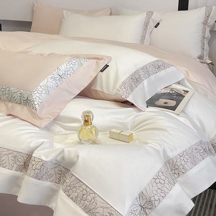 2025新款A类长绒棉夹棉床盖床笠四件套全棉纯棉纯色绗绣四季款保护罩高级感纯色床上用品 诺兰-白粉