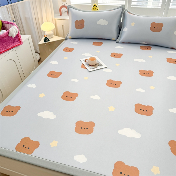 91家纺网 家纺一手货源 找家纺 雯豆2025春夏新款碳光冰丝席三件套A类凉感印花三明治凉席 碳光冰丝席-绑带款-布丁小昔-1