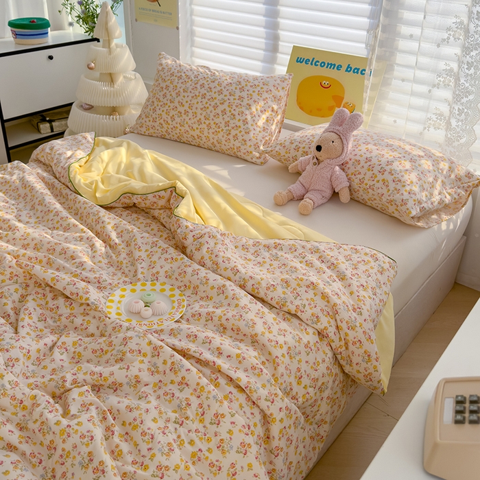 91家纺网 家纺一手货源 找家纺 弗苓家纺 2025新款A类皱皱纱印花夏被 爱丽丝