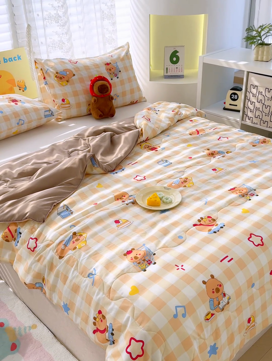 91家纺网 家纺一手货源 找家纺 弗苓家纺 2025新款A类皱皱纱印花夏被 卡皮巴拉