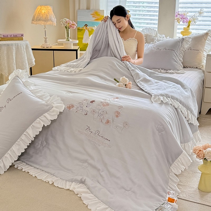 91家纺网 家纺一手货源 找家纺 绒世界 绒世界 2025针织提花绣花小清新夏被四件套 童话-星灰