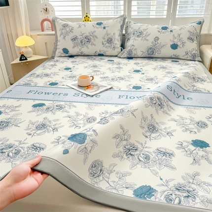 91家纺网 家纺一手货源 找家纺 雯豆2025春夏新款碳光冰丝席三件套A类凉感印花三明治凉席 碳光冰丝席-绑带款-诗韵-1