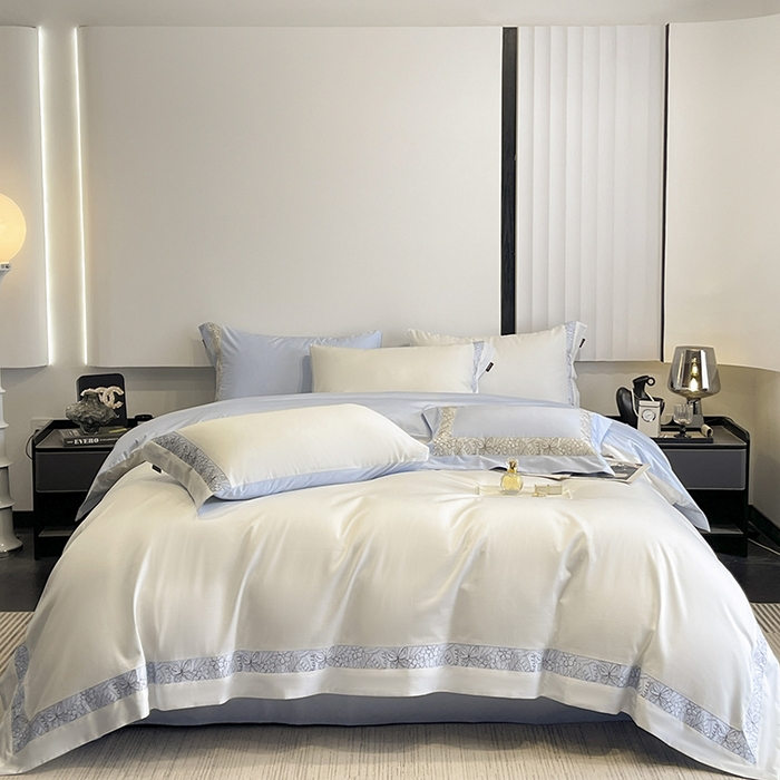 91家纺网 家纺一手货源 找家纺 2025新款A类长绒棉夹棉床盖床笠四件套全棉纯棉纯色绗绣四季款保护罩高级感纯色床上用品 诺兰-白蓝