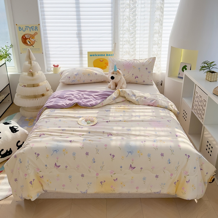 91家纺网 家纺一手货源 找家纺 弗苓家纺 2025新款A类皱皱纱印花夏被 南风轻拂