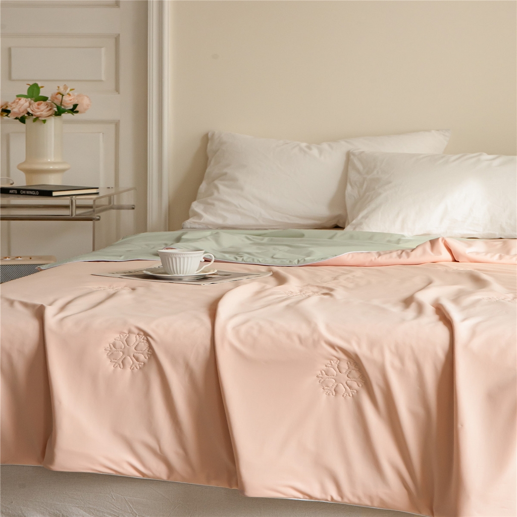 91家纺网 家纺一手货源 找家纺 （总）法芙娜家纺  2025新品雪花冰皮被170克锦纶氨纶空调被夏被