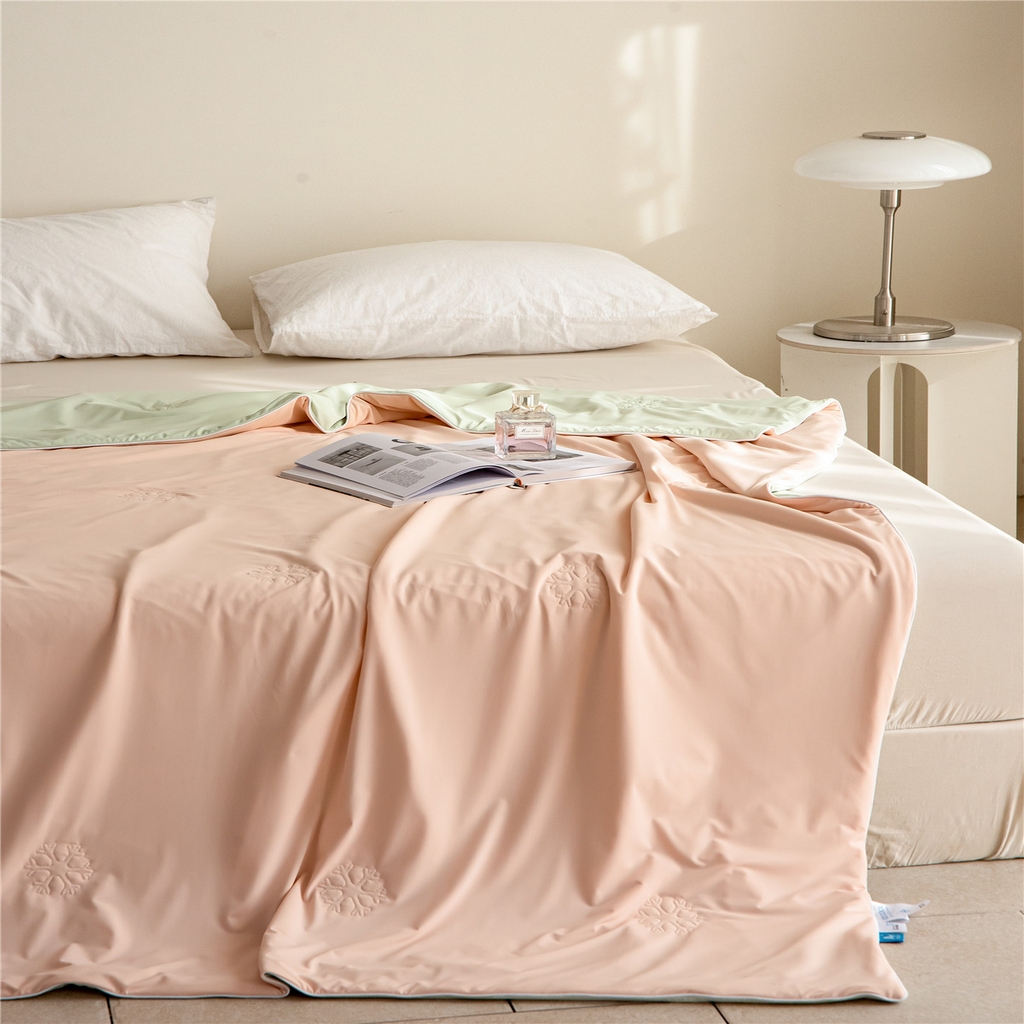 91家纺网 家纺一手货源 找家纺 （总）法芙娜家纺  2025新品雪花冰皮被170克锦纶氨纶空调被夏被