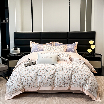 91家纺网 家纺一手货源 找家纺 天一阁 2025春夏新款莱赛尔天丝印花四件套 礼盒装【可配床盖款】 花韵-粉