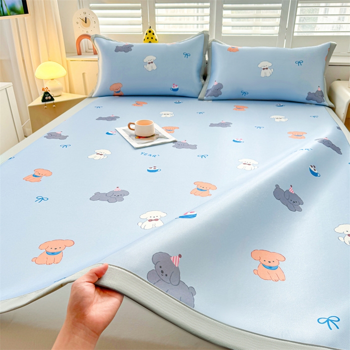 91家纺网 家纺一手货源 找家纺 雯豆2025春夏新款碳光冰丝席三件套A类凉感印花三明治凉席 碳光冰丝席-绑带款-旺财-1