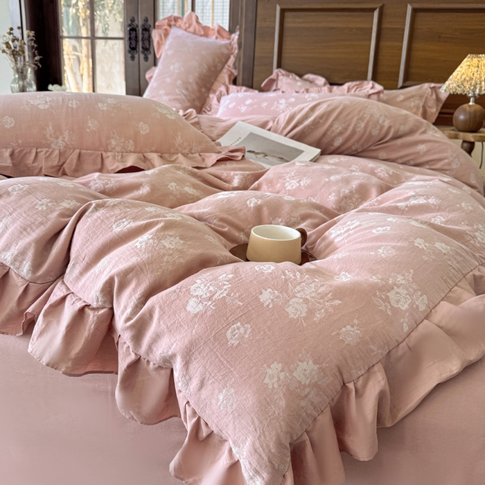 91家纺网 家纺一手货源 找家纺 锦格家纺 2025年春夏新款A类全棉纯棉色织三层纱提花四件套 森妮