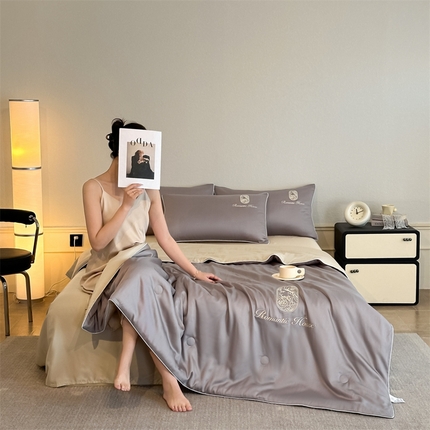 91家纺网 家纺一手货源 找家纺 （总）无界2025新款水洗真丝夏被以爱之名