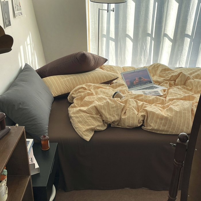 91家纺网 家纺一手货源 找家纺 羋多（原穆琪） 2025新款全棉色织提花人字斜四件套-美拉德系列 美拉德-落日黄