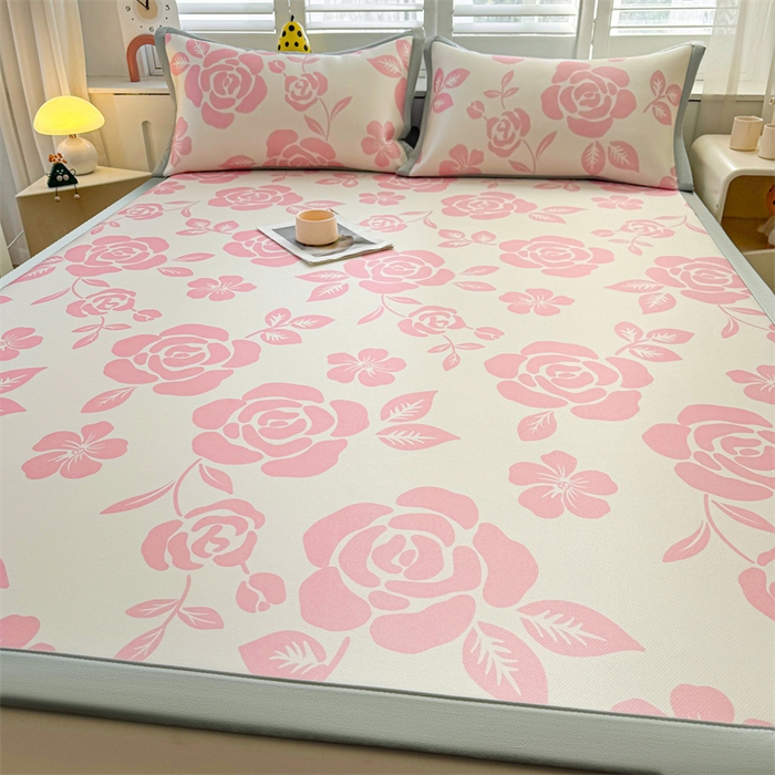 91家纺网 家纺一手货源 找家纺 雯豆2025春夏新款碳光冰丝席三件套A类凉感印花三明治凉席 碳光冰丝席-绑带款-温语-1