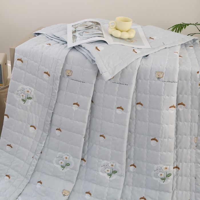 91家纺网 家纺一手货源 找家纺 被多多被业 2025新款亲肤绒多针绗绣工艺夏被空调被 花美丽