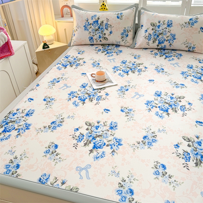 91家纺网 家纺一手货源 找家纺 雯豆2025春夏新款碳光冰丝席三件套A类凉感印花三明治凉席 碳光冰丝席-绑带款-芳华如梦