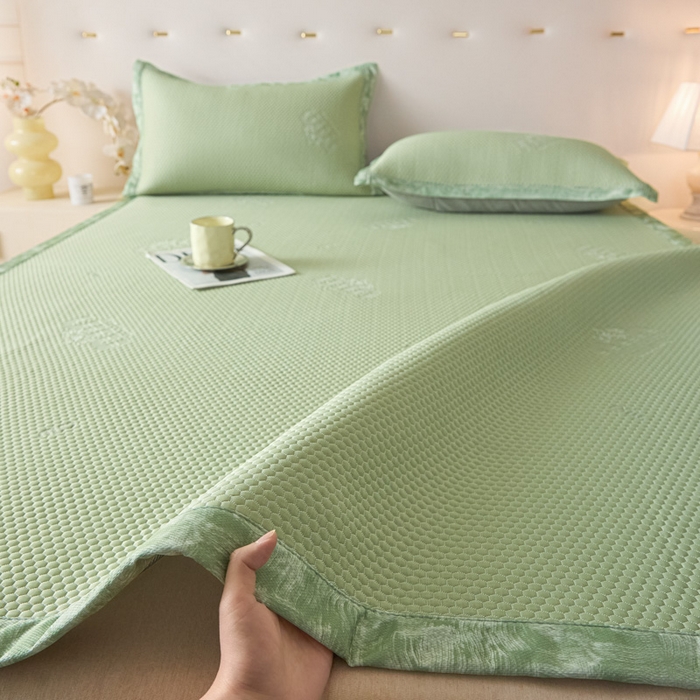 91家纺网 家纺一手货源 找家纺 鑫琪莱 2025新款5D立体雕花凉感豆豆冰丝席凉席席子系列 床席款-迷你-果绿