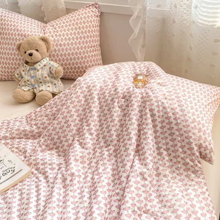 91家纺网 家纺一手货源 找家纺 （总）恋之巢家纺 2025新款四季款可水洗凉感针织夏被大豆夏凉被空调被可机洗薄被子被芯直播外贸专供大豆被夏被