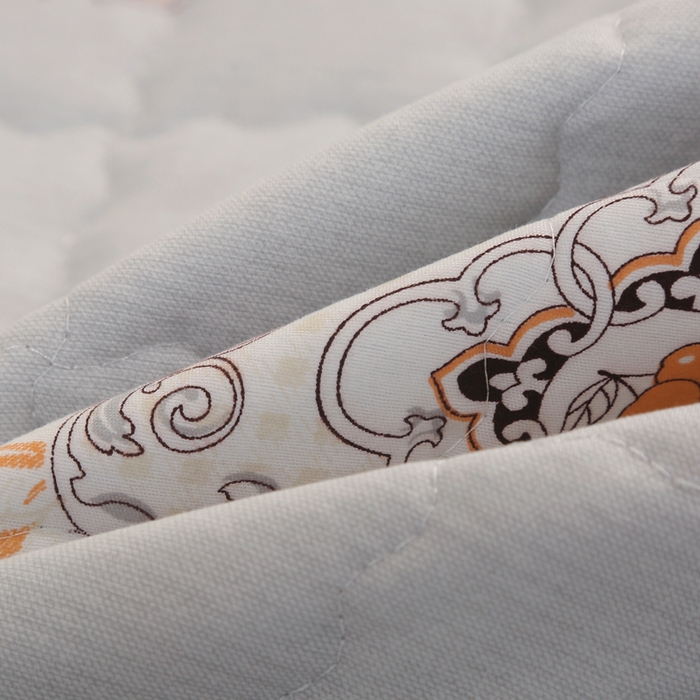 91家纺网 家纺一手货源 找家纺 被多多被业 2025新款亲肤绒多针绗绣工艺夏被空调被 小樱酿