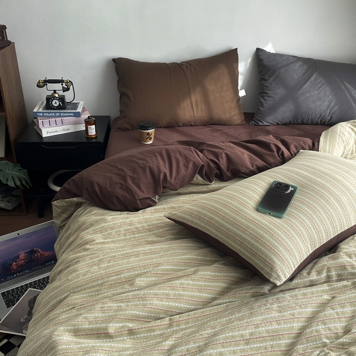 91家纺网 家纺一手货源 找家纺 羋多（原穆琪） 2025新款全棉色织提花人字斜四件套-美拉德系列 美拉德-琥珀绿