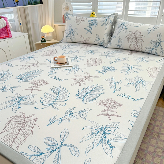 91家纺网 家纺一手货源 找家纺 雯豆2025春夏新款碳光冰丝席三件套A类凉感印花三明治凉席 碳光冰丝席-绑带款-迷失-1