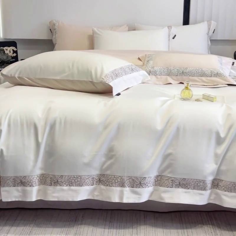 91家纺网 家纺一手货源 找家纺 2025新款轻奢A类母婴级长绒棉全工艺刺绣四件套纯棉全棉高端春夏季爆款床上用品 诺兰-白粉