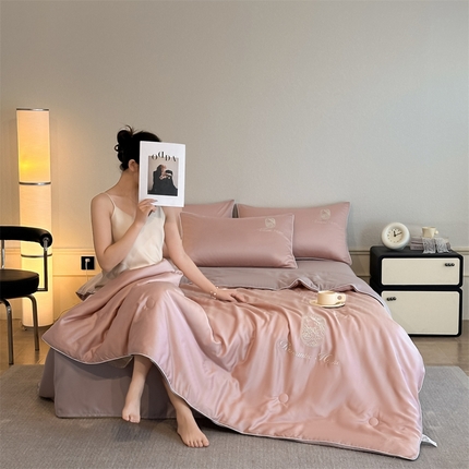 91家纺网 家纺一手货源 找家纺 （总）无界2025新款水洗真丝夏被以爱之名