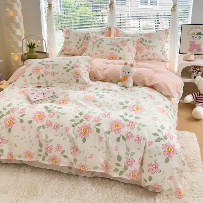 91家纺网 家纺一手货源 找家纺 铭博家纺 2025新款直播热款全棉吊边一字绣工艺款13070印花全棉单床单 悠悠花簇