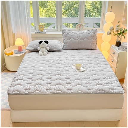 麒东 2025新款春夏泡泡纱夹棉床垫 浅灰