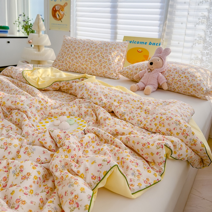 91家纺网 家纺一手货源 找家纺 弗苓家纺 2025新款A类皱皱纱印花夏被 爱丽丝