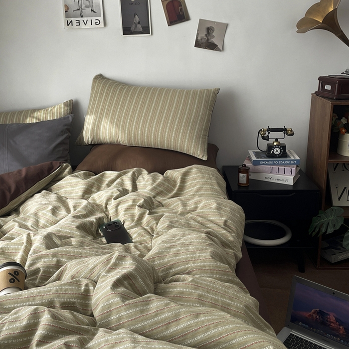 91家纺网 家纺一手货源 找家纺 羋多（原穆琪） 2025新款全棉色织提花人字斜四件套-美拉德系列 美拉德-琥珀绿