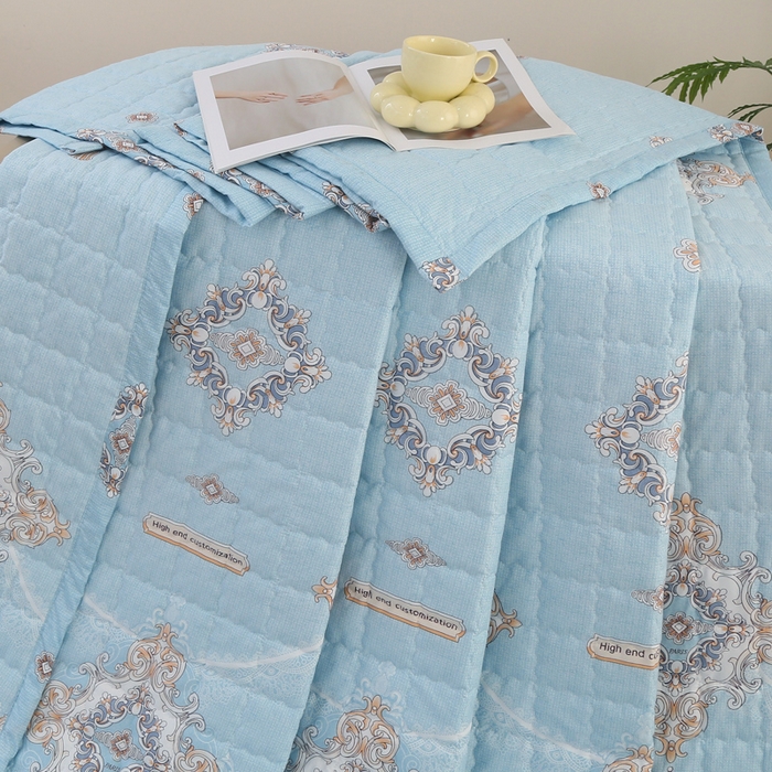 91家纺网 家纺一手货源 找家纺 被多多被业 2025新款亲肤绒多针绗绣工艺夏被空调被 盛世佳人