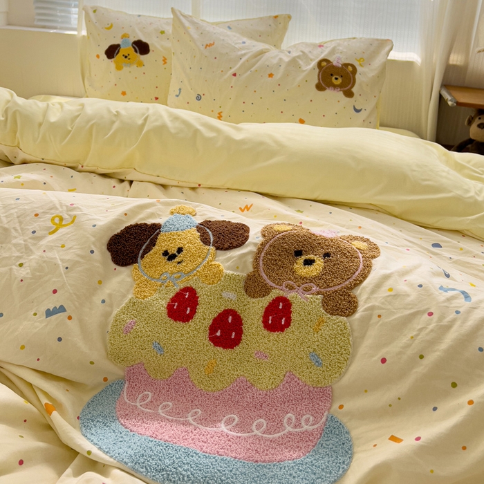 91家纺网 家纺一手货源 找家纺 罗亿家纺 2025新款云朵棉可爱毛巾绣系列四件套 芝士蛋糕熊