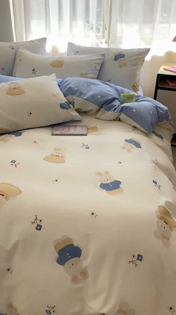 91家纺网 家纺一手货源 找家纺  本制 2025新款12868全棉印花四件套 起司兔-蓝