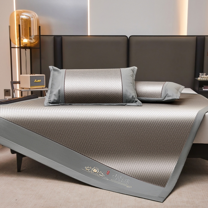 91家纺网 家纺一手货源 找家纺 尚品凤凰 2025新款PE雪藤席三件套 灰色