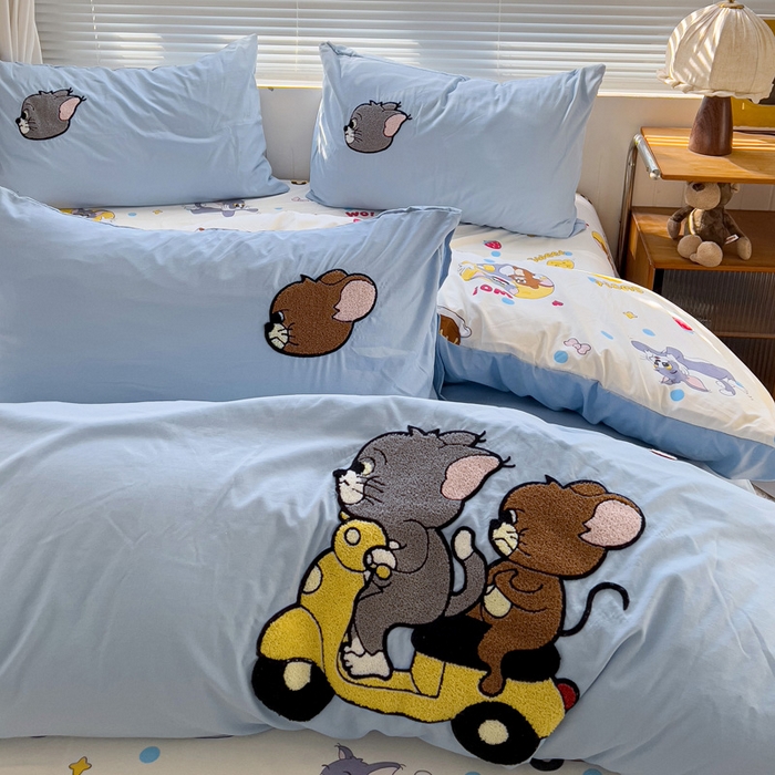 91家纺网 家纺一手货源 找家纺 罗亿家纺 2025新款云朵棉可爱毛巾绣系列四件套 汤姆和杰瑞