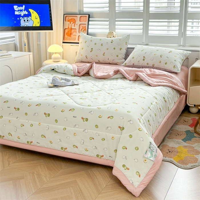 91家纺网 家纺一手货源 找家纺   壹张床  2025新款A类针织棉双层纱100%新疆棉花夏凉被《包检测》（提供买家秀） 梅子黄时