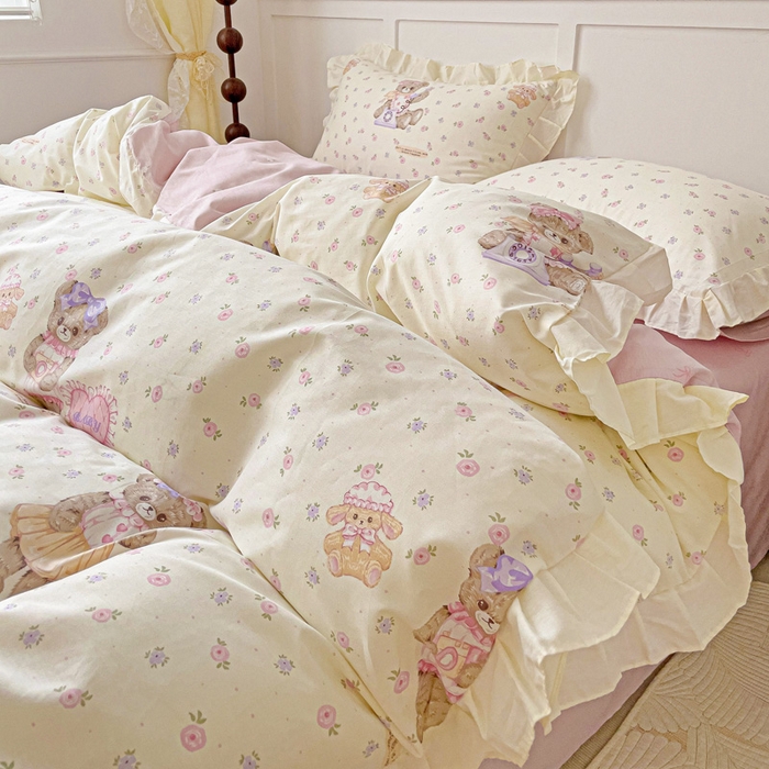 91家纺网 家纺一手货源 找家纺 澳梵家居 2025新款全棉印花韩版花间捕梦四件套 乖乖熊