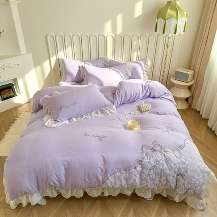 91家纺网 家纺一手货源 找家纺 富米莱（原臻工厂） 2025新款浪漫满屋法式高端贴纱刺绣床盖四件套 浪漫满屋-紫