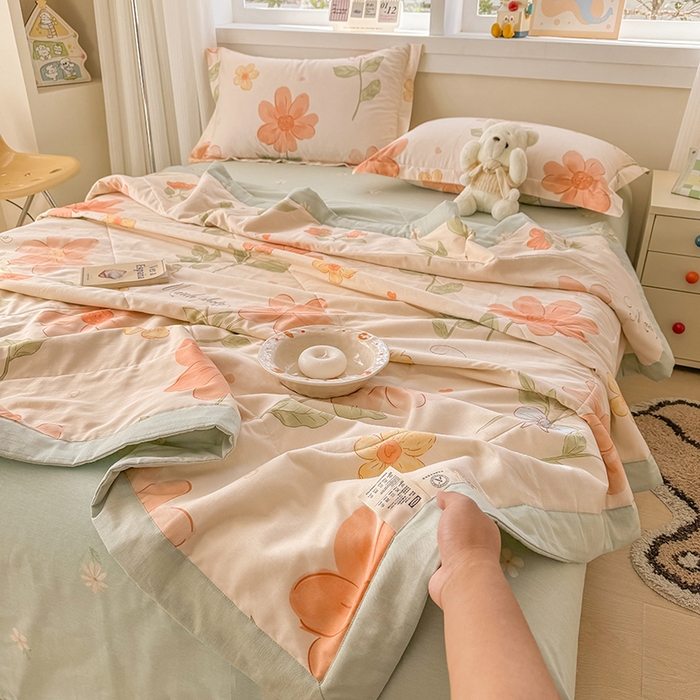 91家纺网 家纺一手货源 找家纺 梦依依 2025新款小清新印花系列里外全棉棉花被夏被四件套 班纳花园