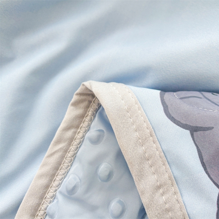 91家纺网 家纺一手货源 找家纺 雯豆2025春夏新款凉感丝夏被空调被子印花A类卡通小清新夏被 冰丝夏被四件套-旺财