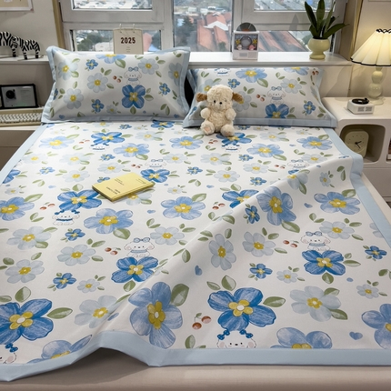 91家纺网 家纺一手货源 找家纺 丝羽坊 2025新款小版印花冰丝凉席平铺床席款冰丝席碳光冰丝凉席 兰花