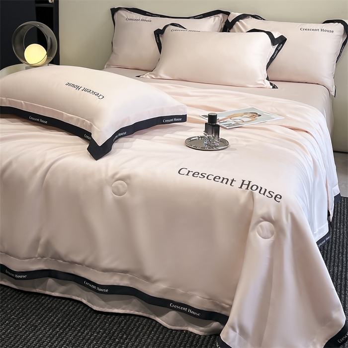 91家纺网 家纺一手货源 找家纺 笙意家纺 2025新款水洗冰丝夏被四件套-卡瑞娜系列 奶油粉