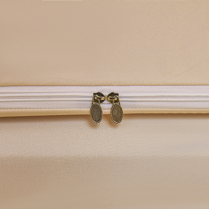 91家纺网 家纺一手货源 找家纺 锦逸家居 2025新款花边防摔坐床蚊帐 抱抱熊（不带遮光帘）