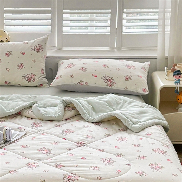 91家纺网 家纺一手货源 找家纺   壹张床  2025新款A类针织棉双层纱100%新疆棉花夏凉被《包检测》（提供买家秀） 春日蘑菇