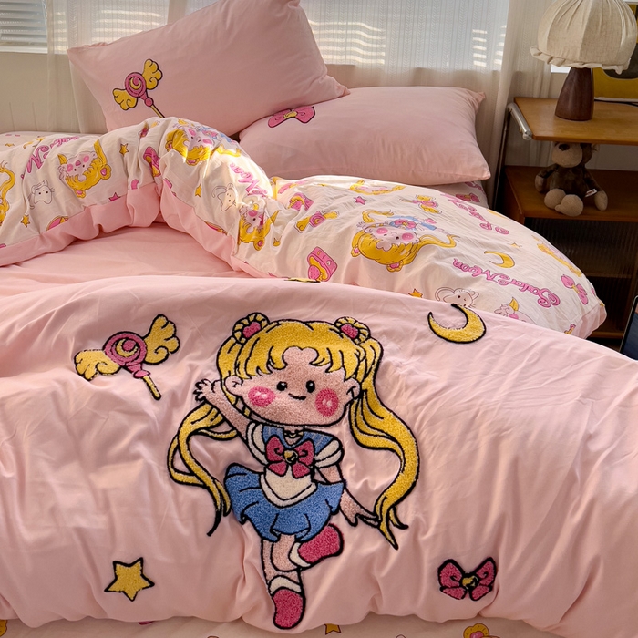 91家纺网 家纺一手货源 找家纺 罗亿家纺 2025新款云朵棉可爱毛巾绣系列四件套 美少女战士