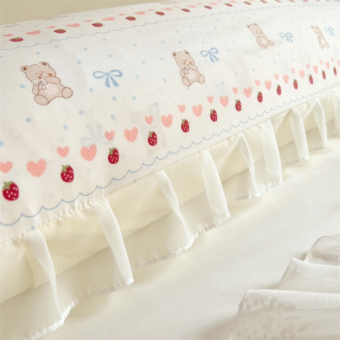 91家纺网 家纺一手货源 找家纺 梦舒羽2025新款针织棉双层纱花边枕头套情侣双人枕套枕芯套枕头内胆套 花边款-草莓熊宝