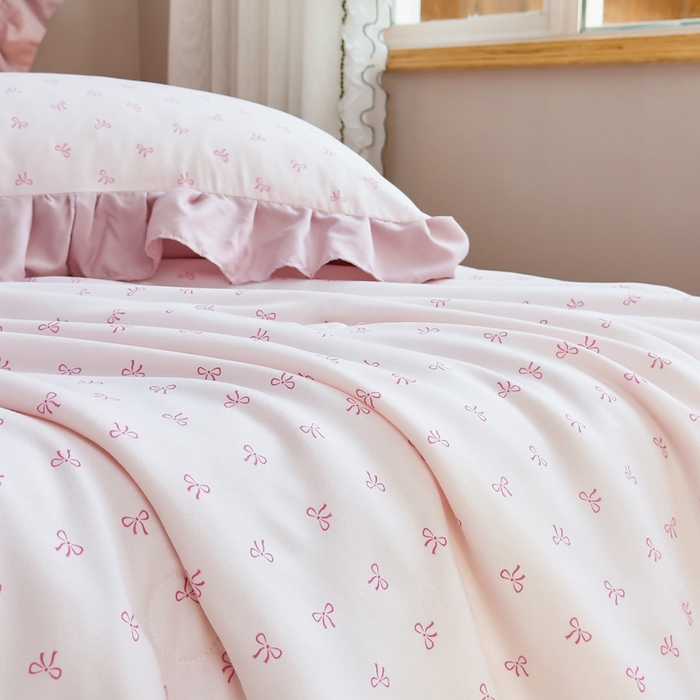 91家纺网 家纺一手货源 找家纺 梦莱斯2025新款针织棉夏被四件套 小蝴蝶结