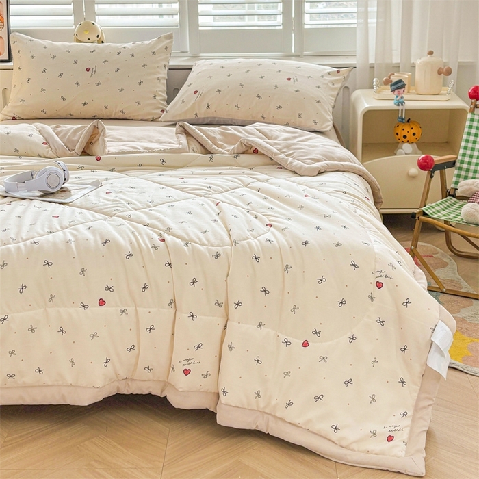 91家纺网 家纺一手货源 找家纺   壹张床  2025新款A类针织棉双层纱100%新疆棉花夏凉被《包检测》（提供买家秀） 蝴蝶情结