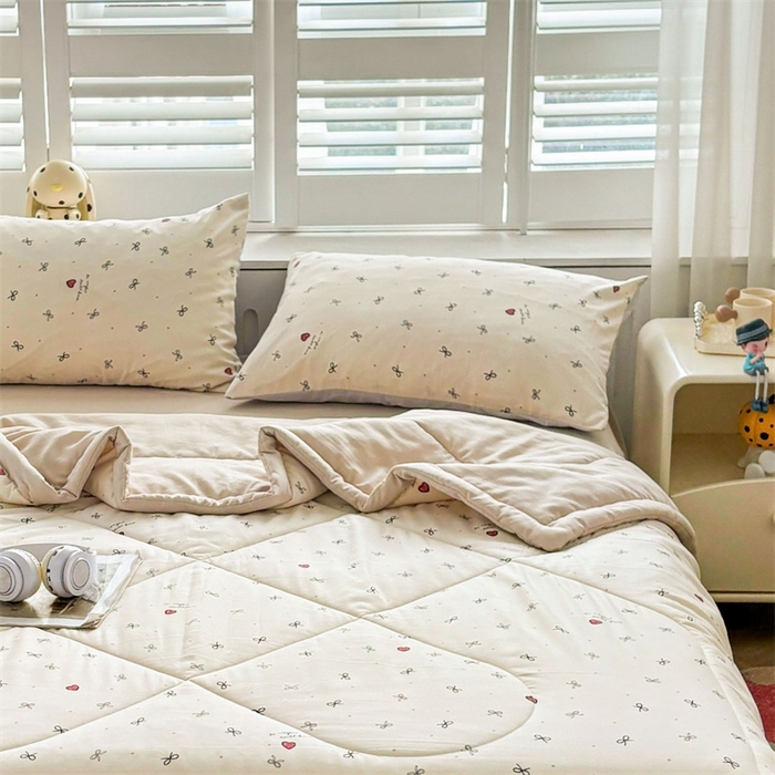 91家纺网 家纺一手货源 找家纺   壹张床  2025新款A类针织棉双层纱100%新疆棉花夏凉被《包检测》（提供买家秀） 蝴蝶情结